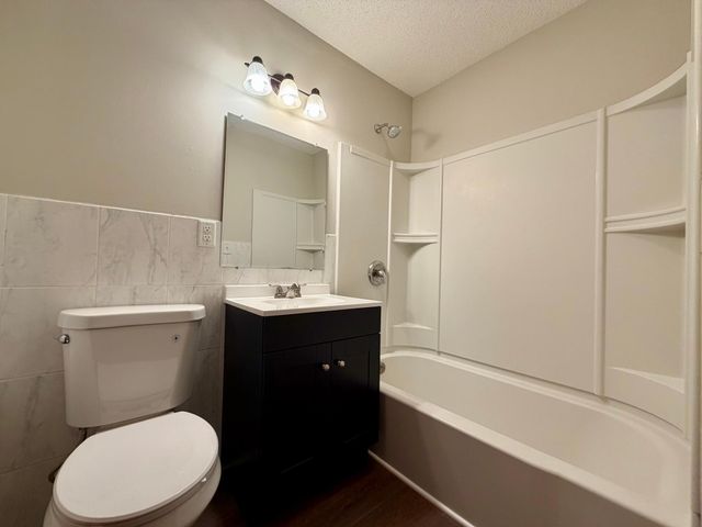 7208 Bryant Avenue N, Brooklyn Center, MN 55430