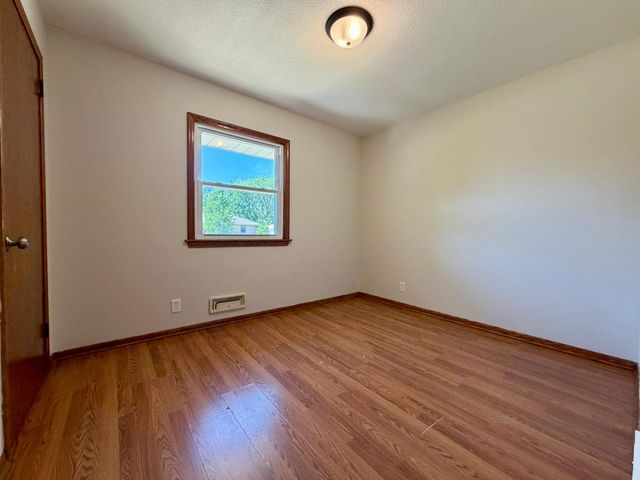 7208 Bryant Avenue N, Brooklyn Center, MN 55430