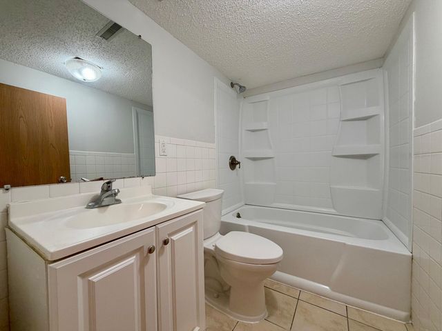 7208 Bryant Avenue N, Brooklyn Center, MN 55430