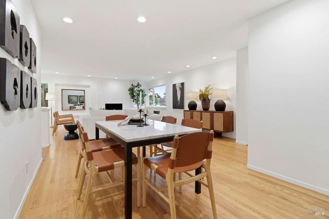 40 Corte Cayuga, Greenbrae, CA 94904