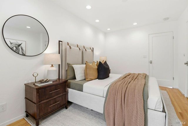 40 Corte Cayuga, Greenbrae, CA 94904