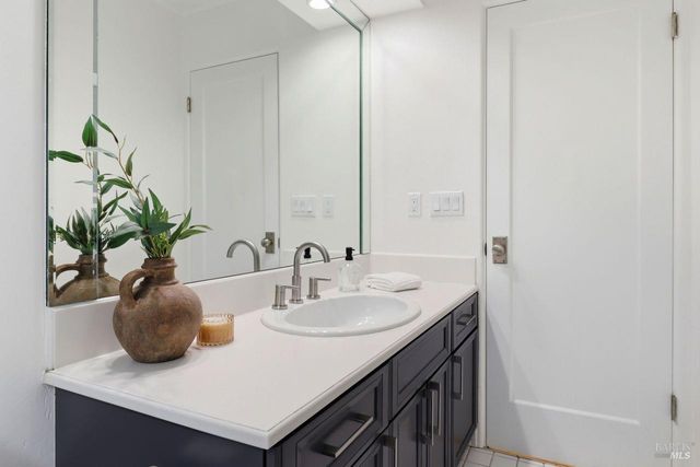 40 Corte Cayuga, Greenbrae, CA 94904