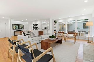 40 Corte Cayuga, Greenbrae, CA 94904