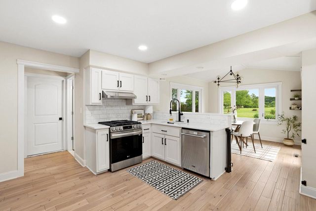 12918 Bell ROAD, Caledonia, WI 53108