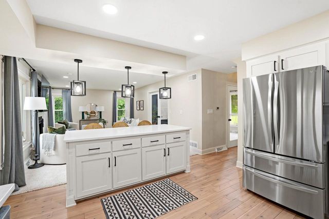 12918 Bell ROAD, Caledonia, WI 53108