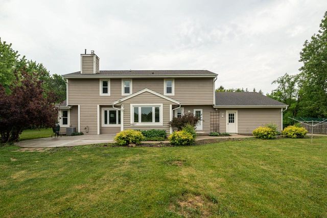 12918 Bell ROAD, Caledonia, WI 53108
