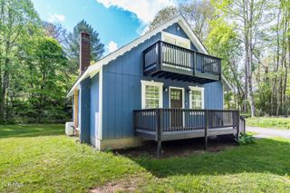 388 Crestwood Drive, Mountain City, TN 37683
