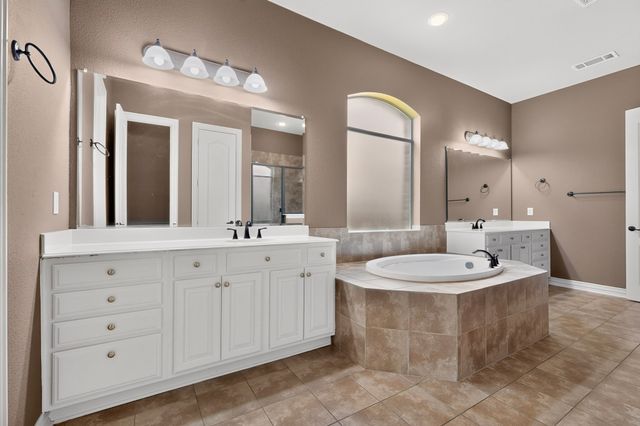 475 Fenwick Drive, Sunnyvale, TX 75182