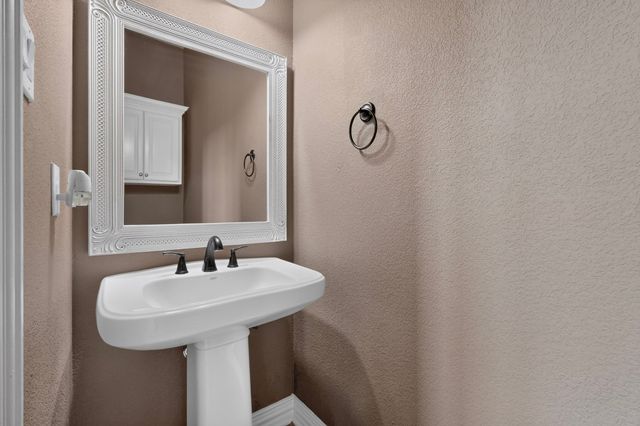 475 Fenwick Drive, Sunnyvale, TX 75182