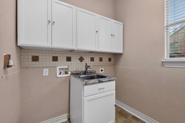 475 Fenwick Drive, Sunnyvale, TX 75182