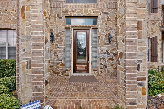 475 Fenwick Drive, Sunnyvale, TX 75182