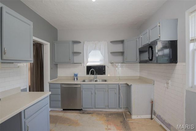 2447 Delmar Avenue, Granite City, IL 62040