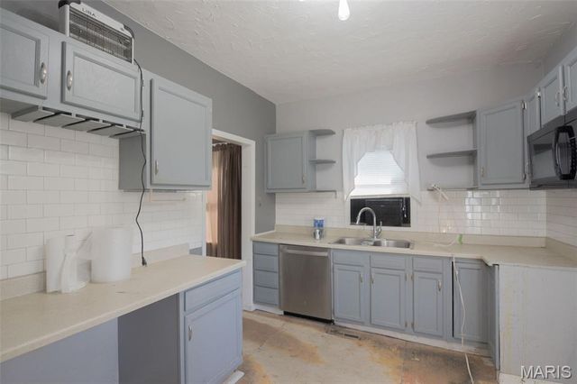 2447 Delmar Avenue, Granite City, IL 62040