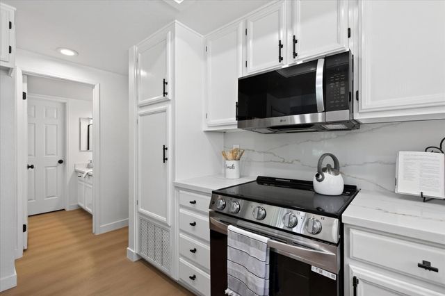 2705 Buena View Court, San Jose, CA 95121