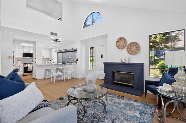 2705 Buena View Court, San Jose, CA 95121