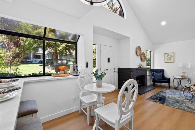 2705 Buena View Court, San Jose, CA 95121
