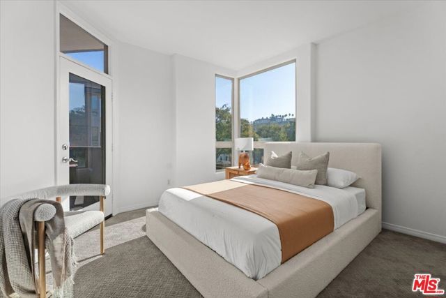 13044 Pacific 306, Los Angeles, CA 90094