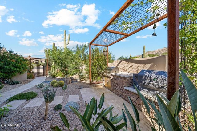 10231 E Saddle Horn Trail, Scottsdale, AZ 85255