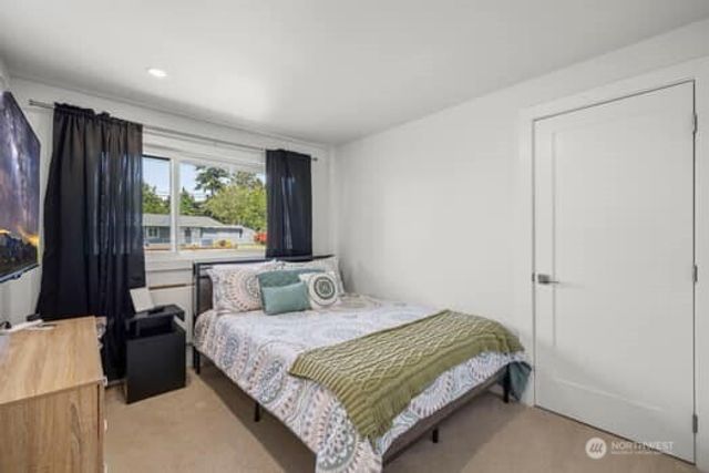 2331 251st Street, Kent, WA 98032
