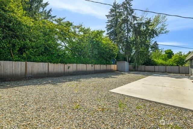 2331 251st Street, Kent, WA 98032