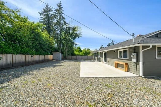 2331 251st Street, Kent, WA 98032