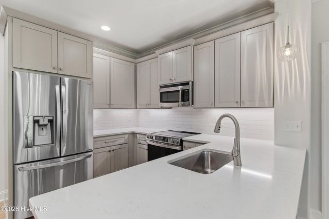 3244 Seagrass Court, Southport, NC 28461