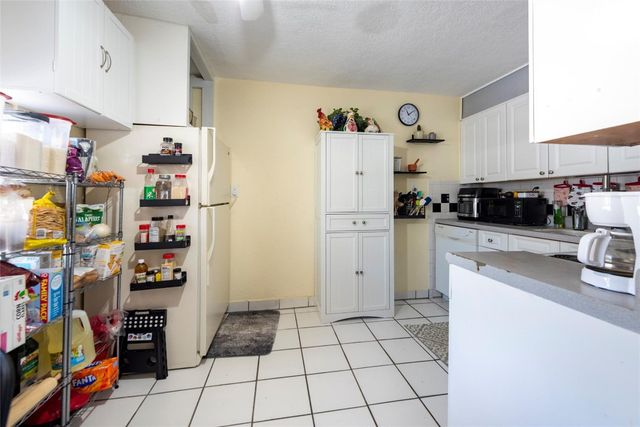 528 SW 5th Avenue, Fort Lauderdale, FL 33315