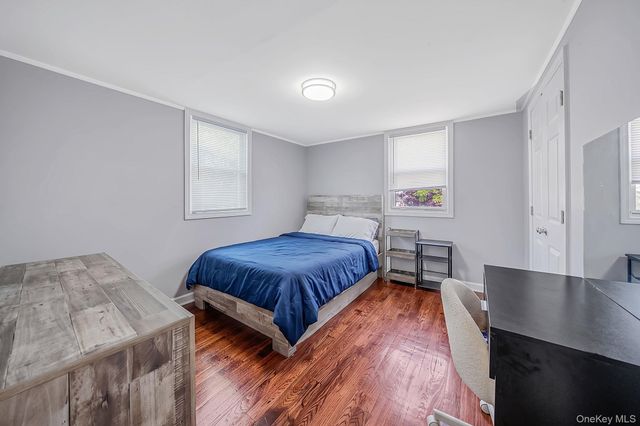 75 2nd Avenue, East Rockaway, NY 11518