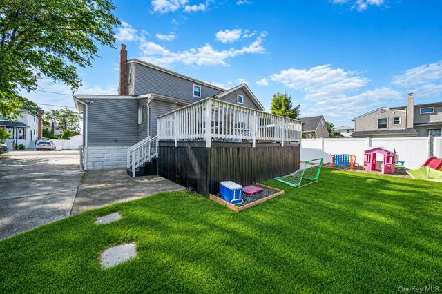 75 2nd Avenue, East Rockaway, NY 11518