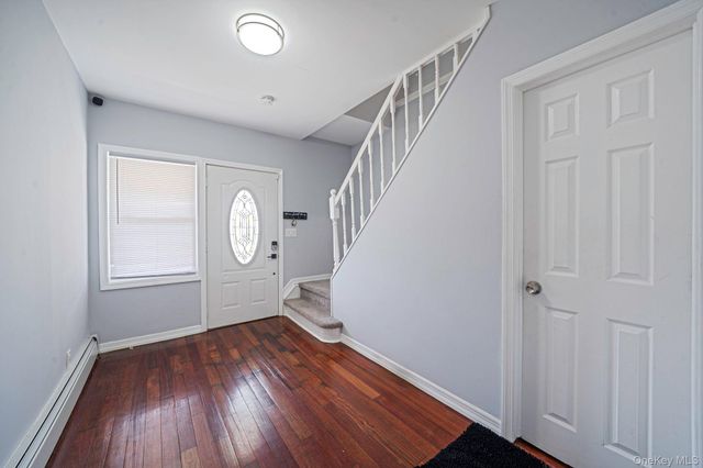 75 2nd Avenue, East Rockaway, NY 11518