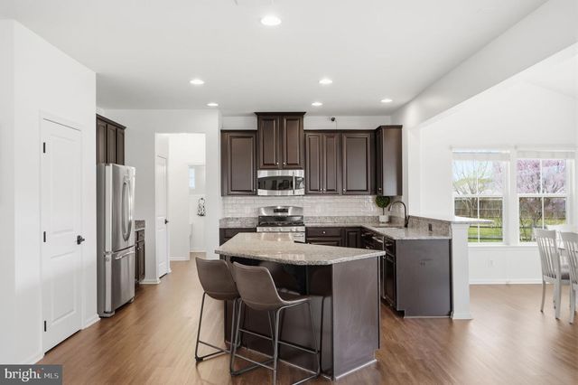 2513 CORNELL DR, Fredericksburg, VA 22408