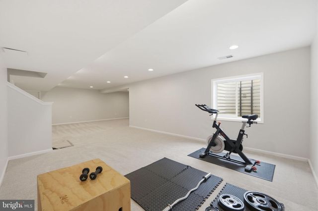 2513 CORNELL DR, Fredericksburg, VA 22408