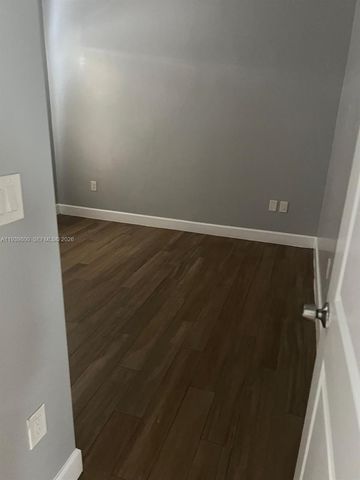 1221 NE 9th St 1-2, Pompano Beach, FL 33060