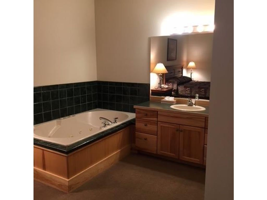 107 Spyglass Hill Loop Unit 1013 Wk 20, Columbia Falls, MT 59912 photo 14