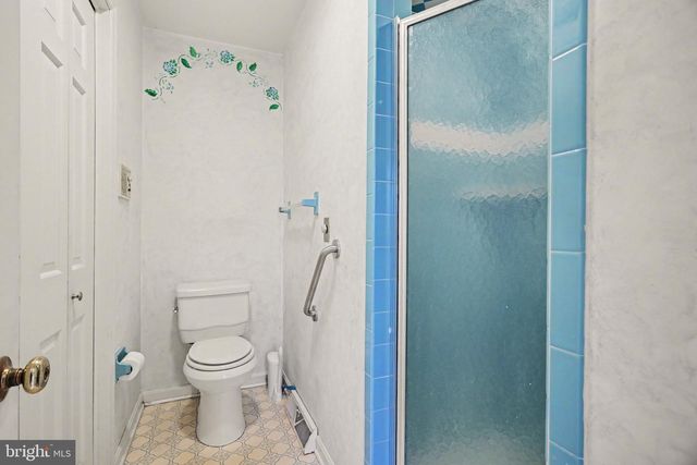 10 DOGWOOD DR, Hershey, PA 17033