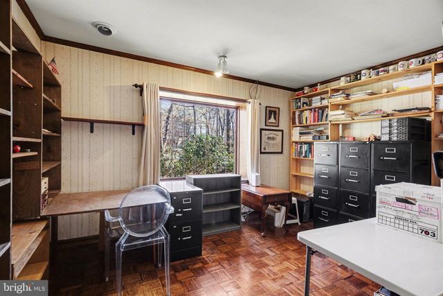 10 DOGWOOD DR, Hershey, PA 17033