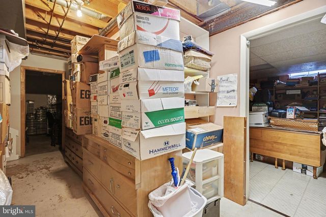 10 DOGWOOD DR, Hershey, PA 17033