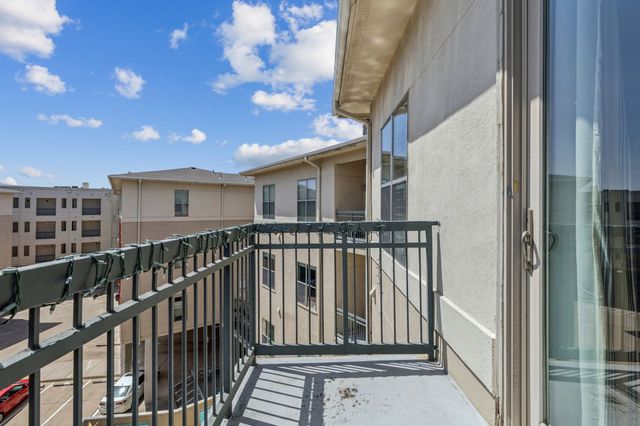 2950 Mckinney Avenue 424, Dallas, TX 75204