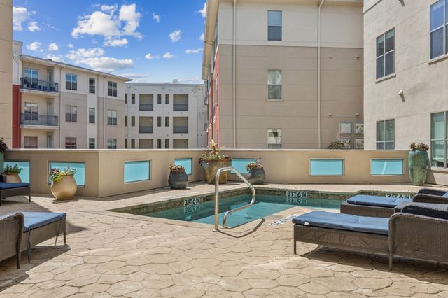 2950 Mckinney Avenue 424, Dallas, TX 75204