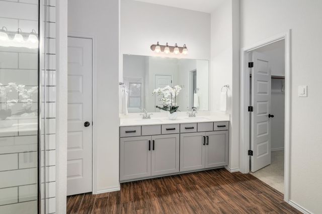 1104 River Vista RD, Georgetown, TX 78628