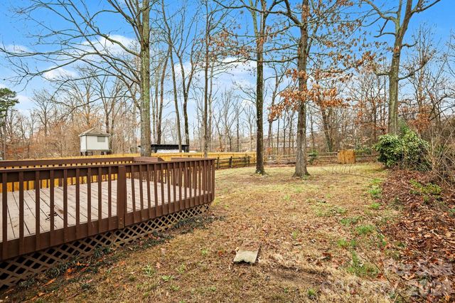 6027 Running Deer Road, Charlotte, NC 28214