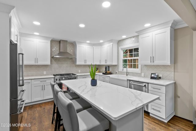 18 Stork Court, Middletown, NJ 07748