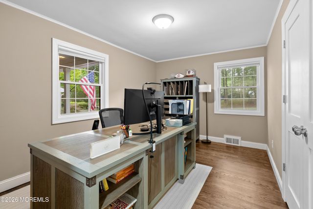 18 Stork Court, Middletown, NJ 07748