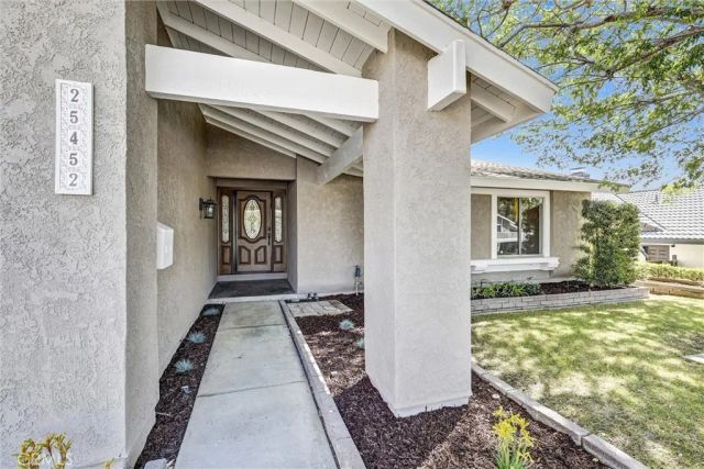 25452 Champlain Road, Laguna Hills, CA 92653