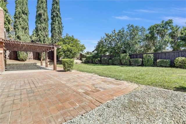 25452 Champlain Road, Laguna Hills, CA 92653