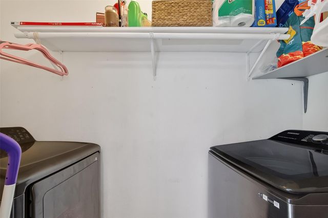 1563 Hillside Elm Street, Houston, TX 77062