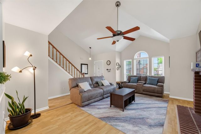 1563 Hillside Elm Street, Houston, TX 77062