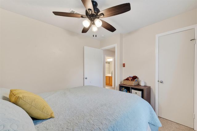 1563 Hillside Elm Street, Houston, TX 77062