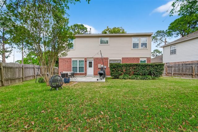 1563 Hillside Elm Street, Houston, TX 77062