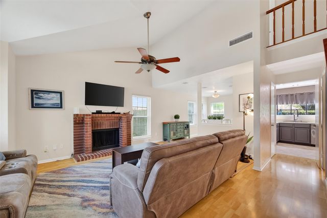 1563 Hillside Elm Street, Houston, TX 77062